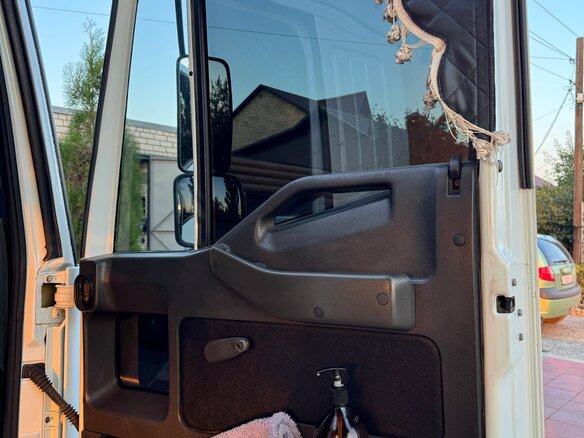 2000 Iveco EuroCargo, белый, 1650000 рублей - вид 24