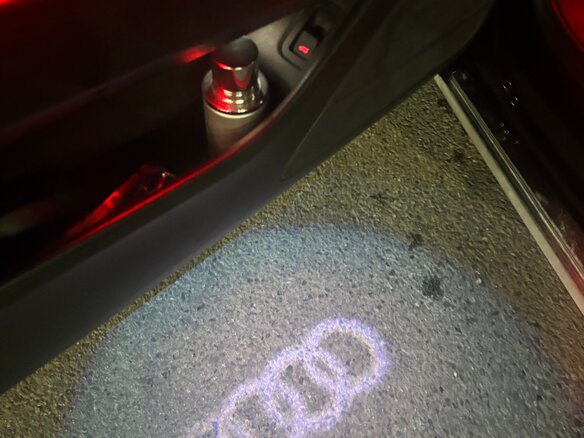 2011 Audi A8 III (D4), чёрный, 1300000 рублей - вид 15