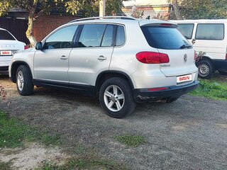 2012 Volkswagen Tiguan I Рестайлинг, серебристый, 1600000 рублей, вид 4