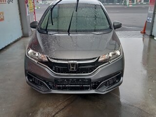 2018 Honda Fit III Рестайлинг, серый, 1300000 рублей, вид 2