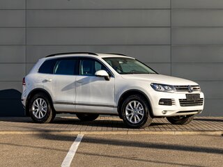 2012 Volkswagen Touareg II, белый, 2095000 рублей, вид 3
