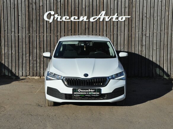 2022 Skoda Rapid II, белый, 1460000 рублей - вид 1