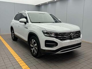2022 Volkswagen Tayron I, белый, 2370000 рублей, вид 2