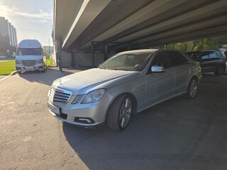 2009 Mercedes-Benz E-Класс 220 5G-Tronic IV (W212, S212, C207), серебристый, 1250000 рублей, вид 1