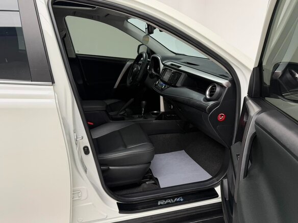 2016 Toyota RAV4 IV (XA40) Рестайлинг, белый - вид 15