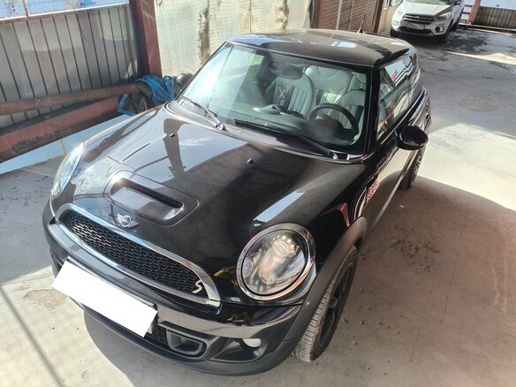 2013 Mini Hatch Cooper S II (R56) Рестайлинг, чёрный, 1250000 рублей - вид 3