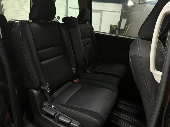 2017 Nissan Serena V (C27), чёрный, 1499777 рублей - вид 25