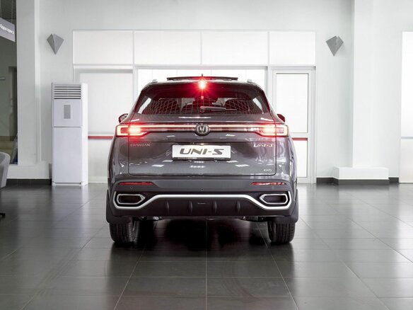 2026 Changan UNI-S I Рестайлинг, серый, 3049101 рублей - вид 4
