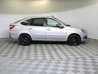 2018 Lada (ВАЗ) Granta I Рестайлинг, серебристый, 620000 рублей, вид 4