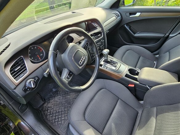 2011 Audi A4 IV (B8), коричневый, 800000 рублей - вид 12