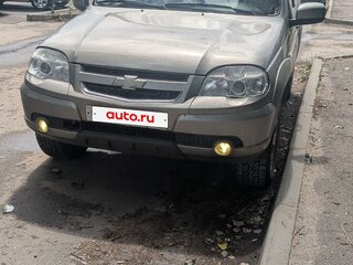 2012 Chevrolet Niva I Рестайлинг, серый, 450000 рублей, вид 1