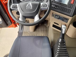 2024 Sinotruk Howo T5G, красный, 10850000 рублей, вид 4