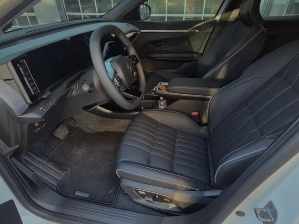 2026 Renault Scenic E-Tech V, белый - вид 4