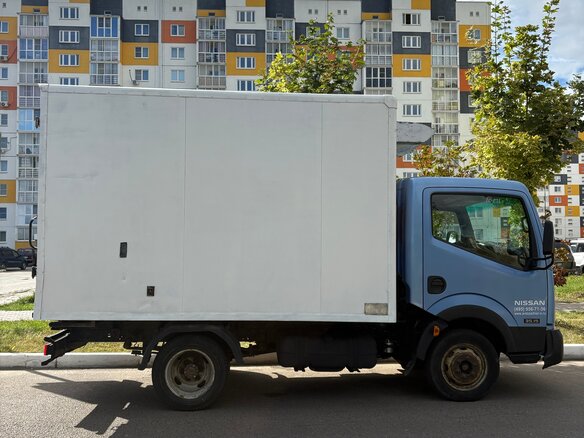2010 Nissan Cabstar, синий, 1200000 рублей - вид 8