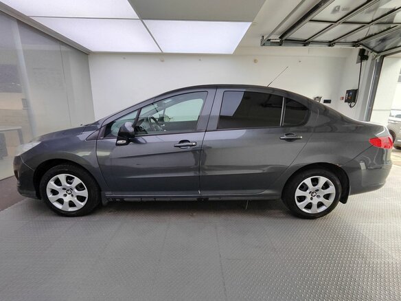 2014 Peugeot 408 I, серый, 450000 рублей - вид 7