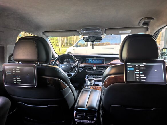 2017 Genesis G90 Limousine I, чёрный, 2999999 рублей - вид 7