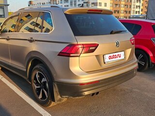 2018 Volkswagen Tiguan II, бежевый, 2150000 рублей, вид 5