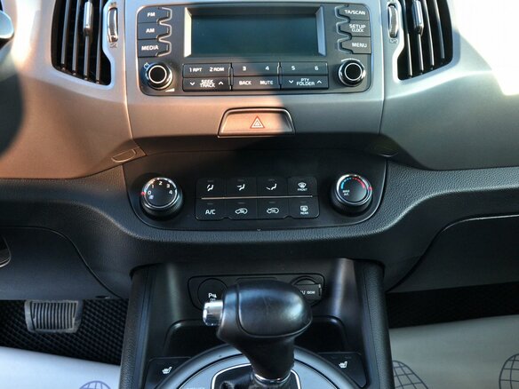 2015 Kia Sportage III Рестайлинг, серый, 1460000 рублей - вид 13
