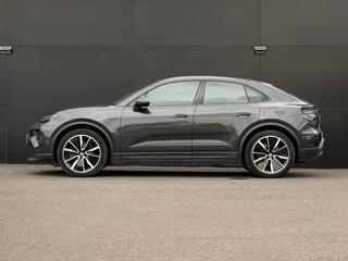 2024 Porsche Macan 4 II, серый, 9976206 рублей, вид 3