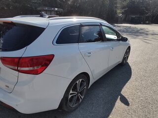 2018 Kia Ceed II Рестайлинг, белый, 1450000 рублей, вид 5