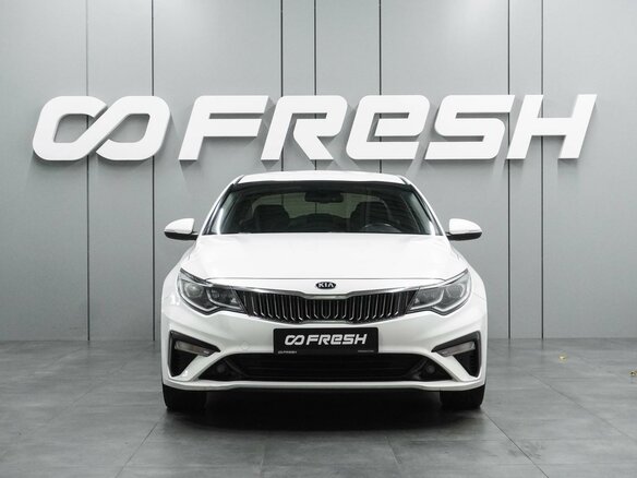 2018 Kia Optima IV Рестайлинг, белый - вид 2