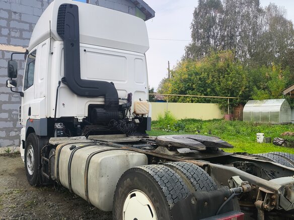 2003 DAF 95, белый, 1600000 рублей - вид 10