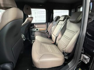 2026 Mercedes-Benz G-Класс 450 d III (W465) Рестайлинг, чёрный, 23800000 рублей, вид 3