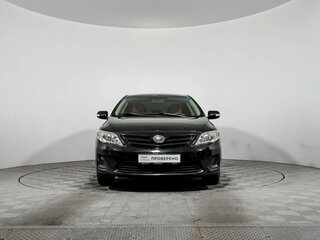 2013 Toyota Corolla X (E140, E150) Рестайлинг, чёрный, 1050000 рублей, вид 2