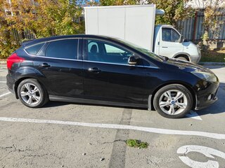 2011 Ford Focus III, чёрный, 900000 рублей, вид 3