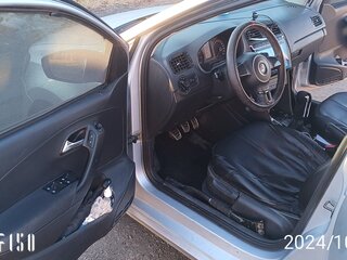 2010 Volkswagen Polo V, серебристый, 400000 рублей, вид 5