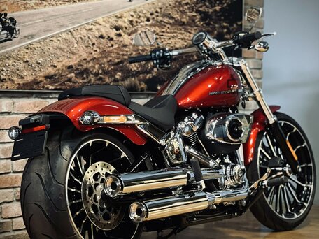 2025 Harley-Davidson Breakout, пурпурный, 3300000 рублей, вид 3
