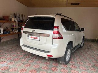 2017 Toyota Land Cruiser Prado 150 Series Рестайлинг 1, белый, 5200000 рублей, вид 4