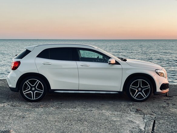2014 Mercedes-Benz GLA 200 I (X156), белый, 1550000 рублей - вид 3