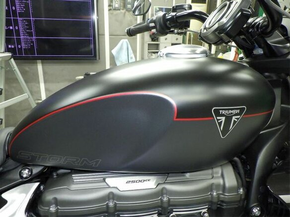 2026 Triumph Rocket III, чёрный, 2800000 рублей - вид 10