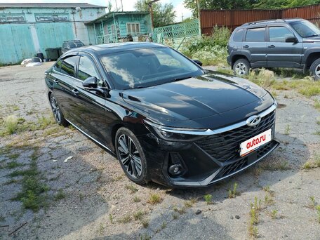Chery Arrizo 8