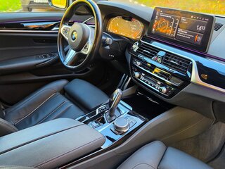 2020 BMW 5 серии 540d xDrive VII (G30/G31/G38) Рестайлинг, белый, 6300000 рублей, вид 5