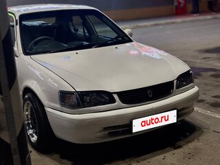 1998 Toyota Corolla VIII (E110) Рестайлинг, белый, 300000 рублей, вид 1