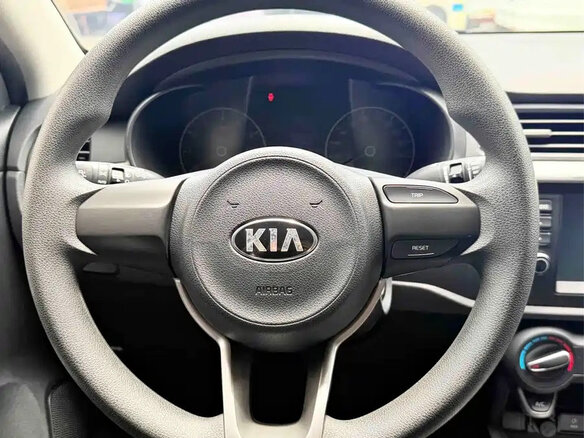 2017 Kia K2, синий, 950000 рублей - вид 11