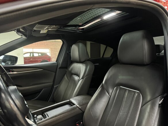 2019 Mazda 6 III (GJ) Рестайлинг 2, красный, 2280000 рублей - вид 13
