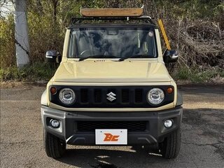 2020 Suzuki Jimny Sierra IV, бежевый, 1510000 рублей, вид 2