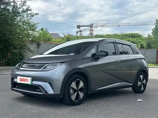 2026 BYD Dolphin 30.7 kWh I, серый, 1400077 рублей, вид 1