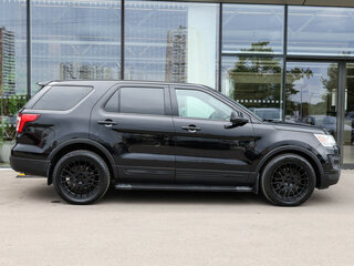 2018 Ford Explorer V Рестайлинг, чёрный, 2349000 рублей, вид 4