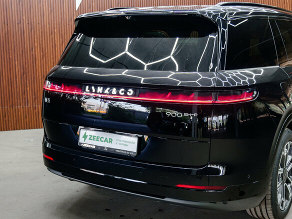 2026 Lynk & Co 900, чёрный, 7650000 рублей - вид 5