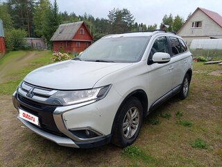 2016 Mitsubishi Outlander III Рестайлинг 2, белый, 1360000 рублей, вид 1