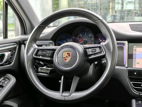 2022 Porsche Macan I Рестайлинг 2, белый, 6300000 рублей - вид 18
