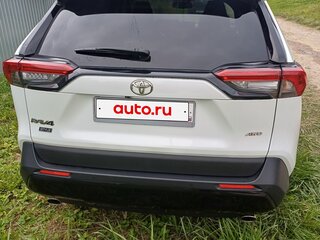 2021 Toyota RAV4 V (XA50), белый, 3400000 рублей, вид 2