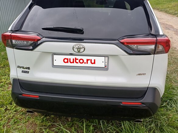 2021 Toyota RAV4 V (XA50), белый, 3350000 рублей - вид 1