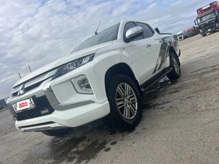2023 Mitsubishi L200 V Рестайлинг, белый, 3400000 рублей, вид 4