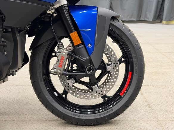 2026 BMW R 1300 RT, синий, 3600000 рублей - вид 11