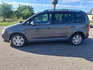 2004 Volkswagen Touran I, белый, 500000 рублей, вид 3